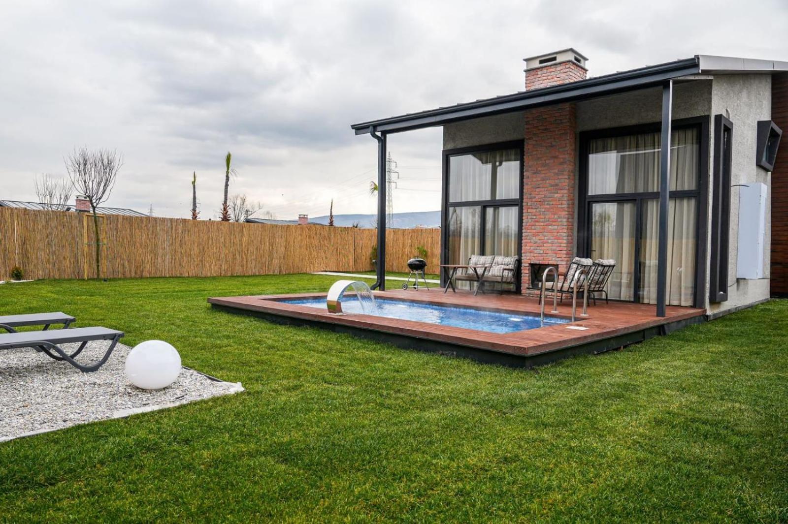 Vital Goel Sapanca Oezel Havuzlu Bungalov & Villa エクステリア 写真